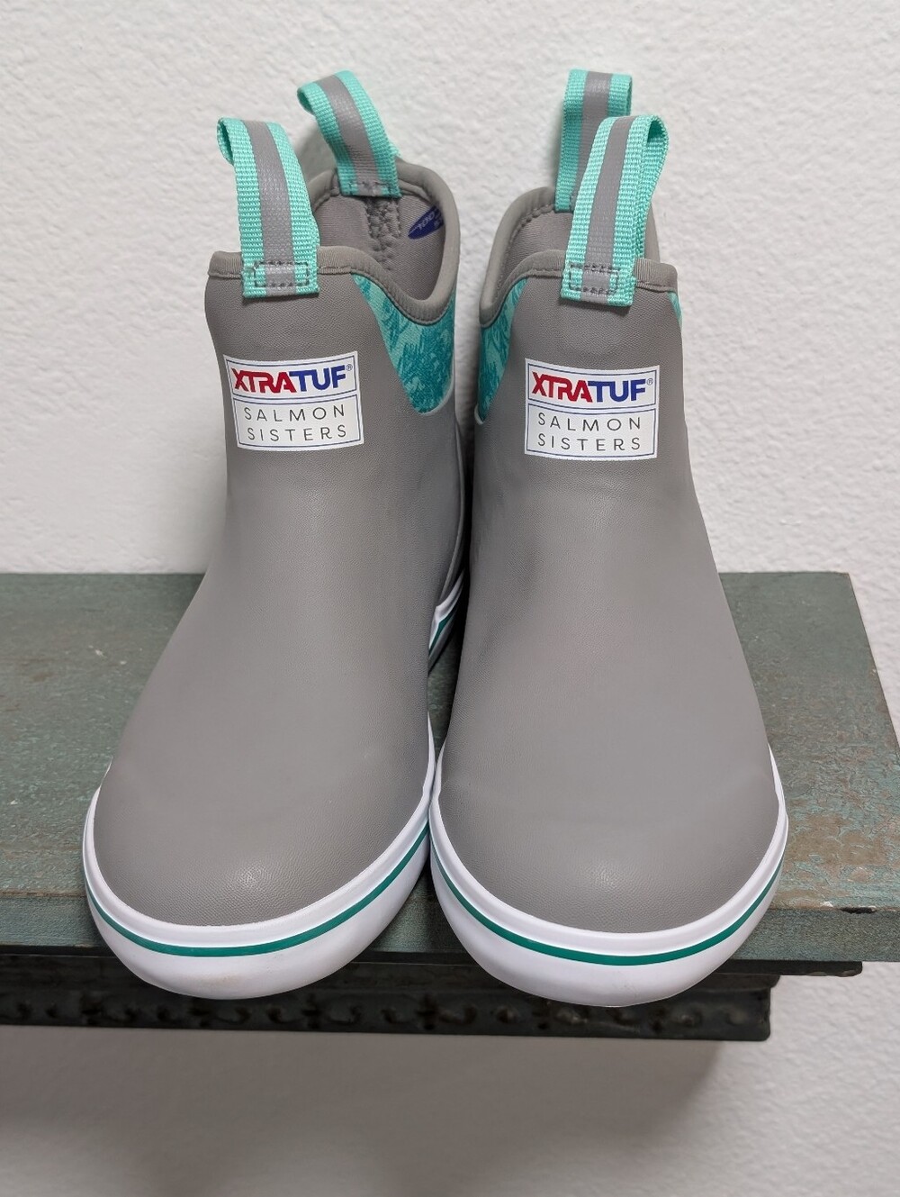 Xtratuf Salmon Sisters Women's Ankle Deck Boots - Gray Teal - Size 7 Waterproof